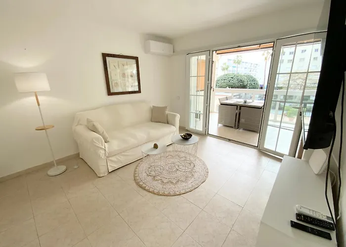 3min To The 1 Bedroom Centre アパート マルベーリャ